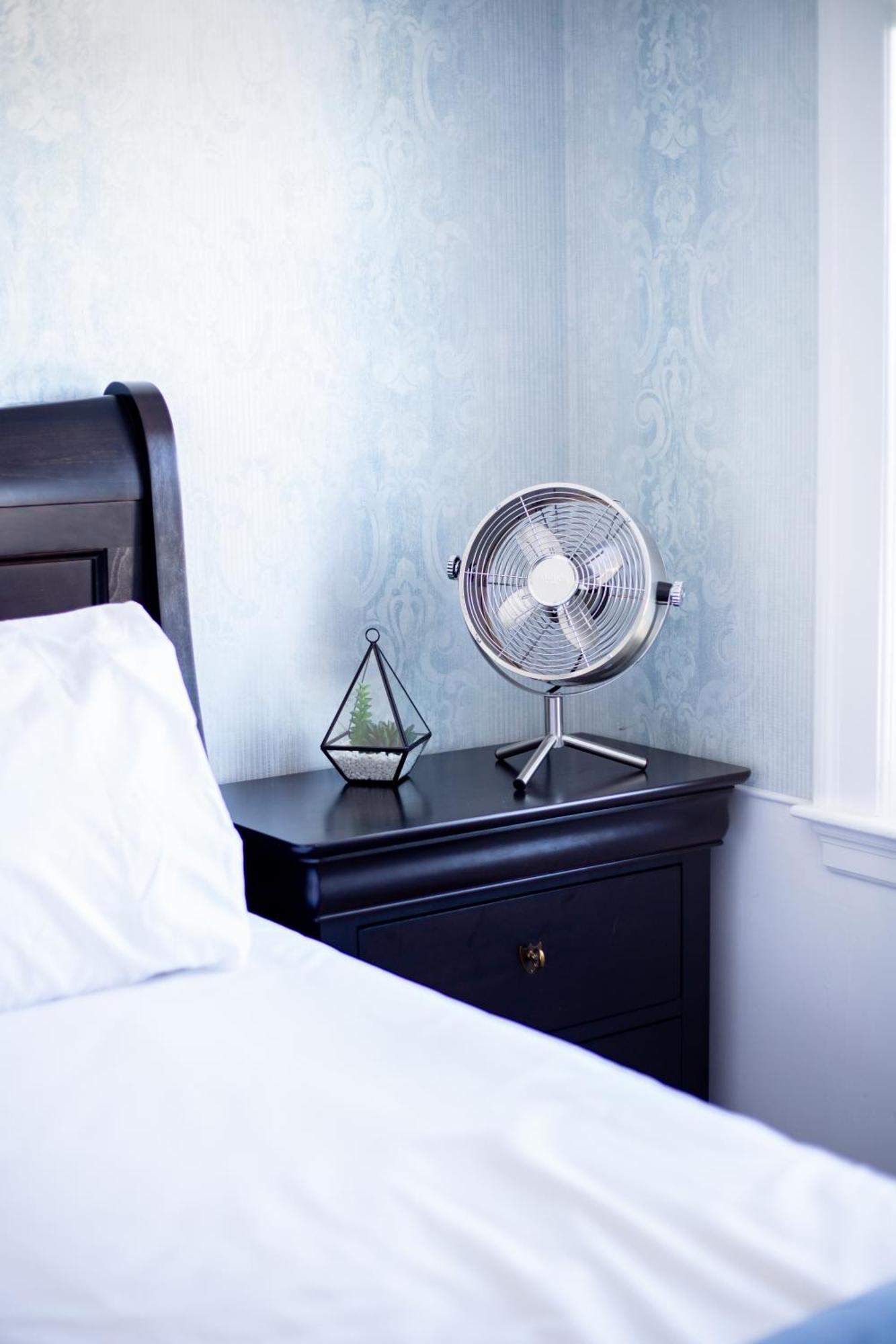 Blue Bear Inn Francestown Bagian luar foto