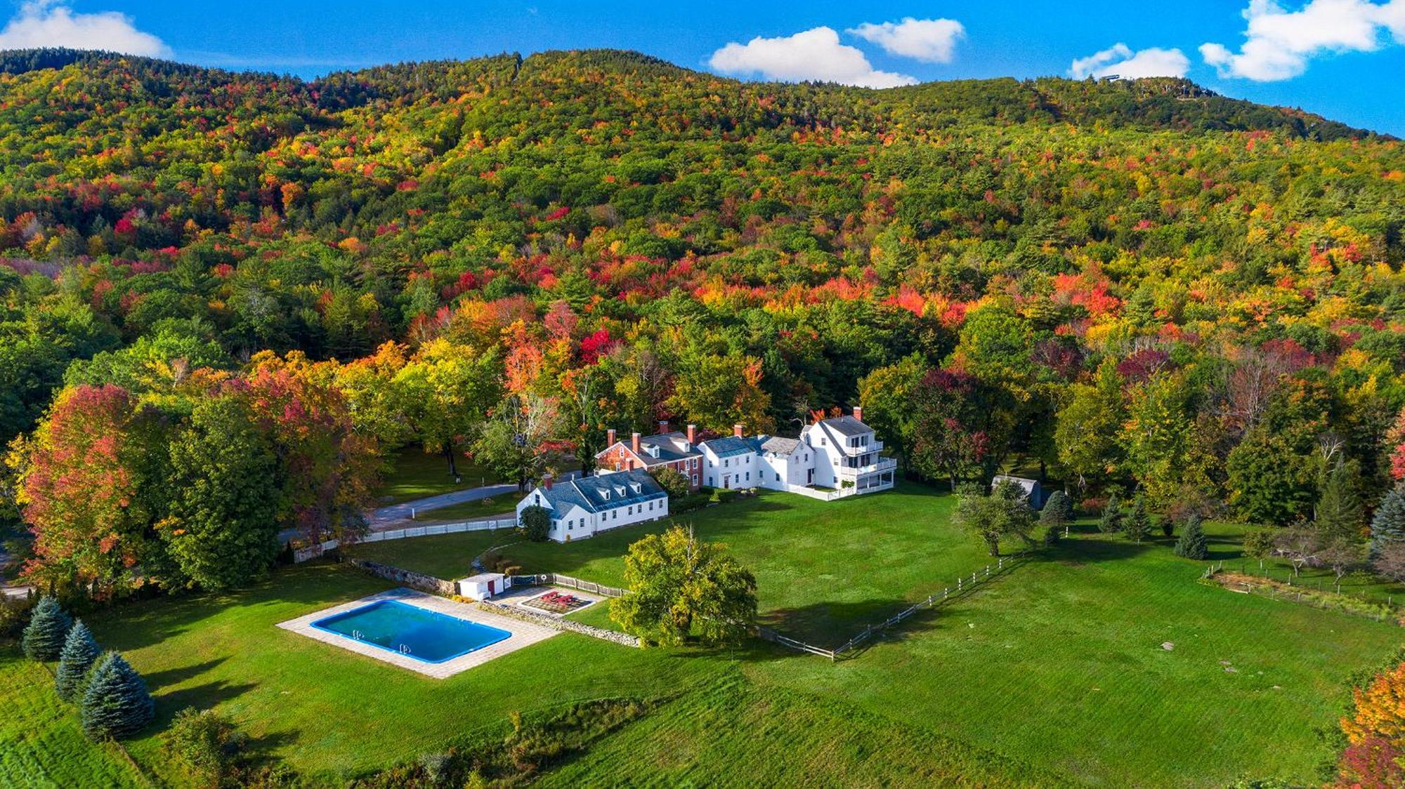 Blue Bear Inn Francestown Bagian luar foto